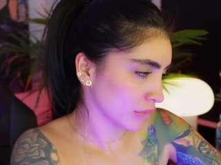 taniiga Live Webcam on CamSoda