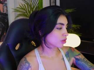 taniiga Sex Cam Show