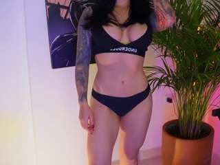taniiga Sex Cam Show