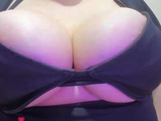 juliana-bigboobs live webcam show