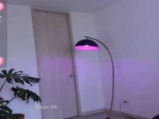 Live webcam model ebony-bru on Soda Cams