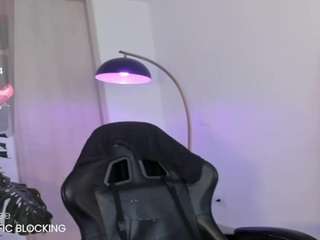 Live webcam model ebony-bru on Soda Cams