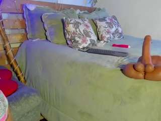 valeryguti1 Live Webcam on CamSoda