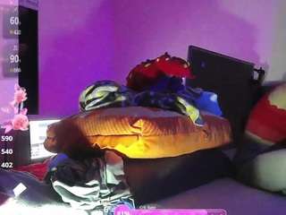  blondiewithanass chat room