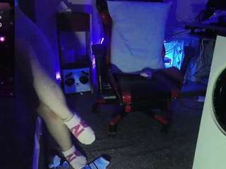 blondiewithanass Asshole live webcam