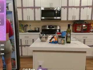 blondiewithanass webcam model