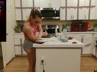 blondiewithanass webcam