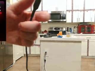 blondiewithanass webcam