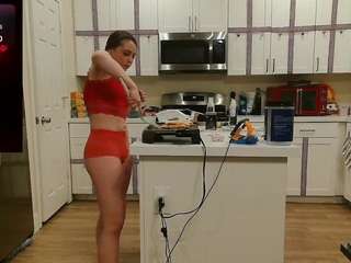 blondiewithanass live cam profile