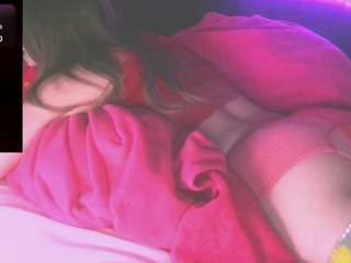 blondiewithanass live cam profile