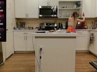 blondiewithanass webcam