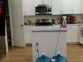 blondiewithanass Live Webcam on CamSoda