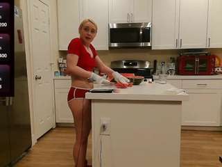 blondiewithanass