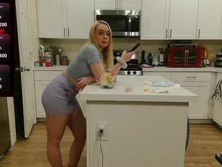 Live cam show with blondiewithanass