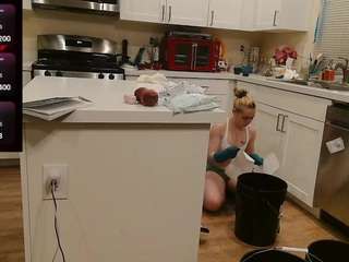 blondiewithanass