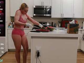 blondiewithanass