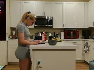 blondiewithanass