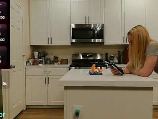 blondiewithanass