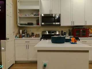 blondiewithanass