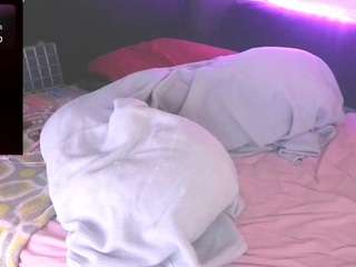 blondiewithanass Sex Cam Show