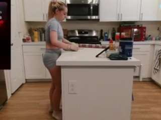 blondiewithanass