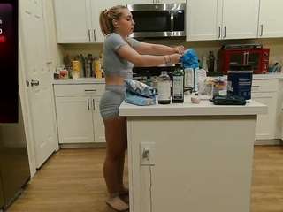blondiewithanass