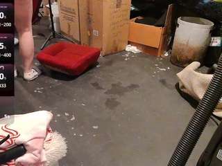 blondiewithanass live webcam show