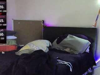 blondiewithanass live webcam show