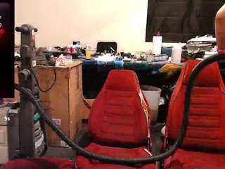 blondiewithanass live webcam show