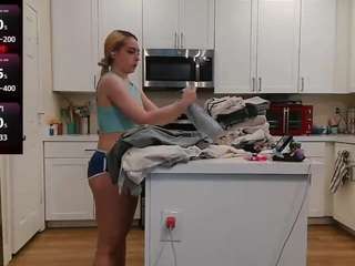 blondiewithanass