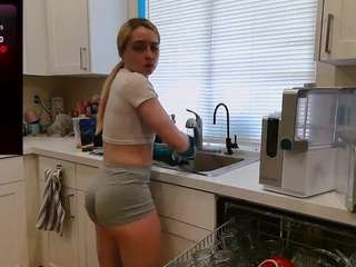blondiewithanass