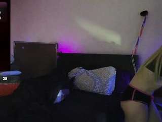 blondiewithanass