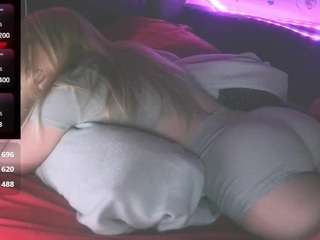 blondiewithanass