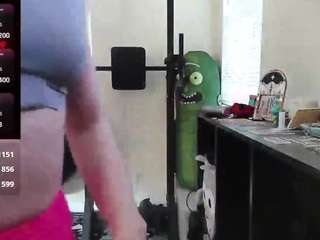 blondiewithanass