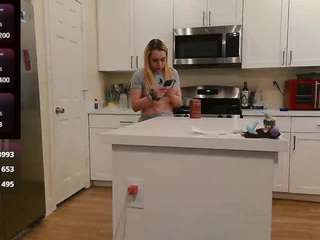 blondiewithanass