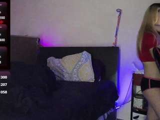blondiewithanass