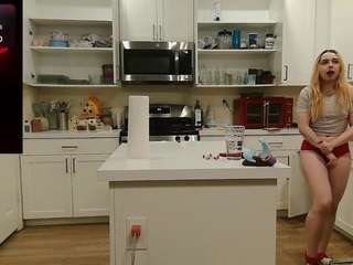 blondiewithanass