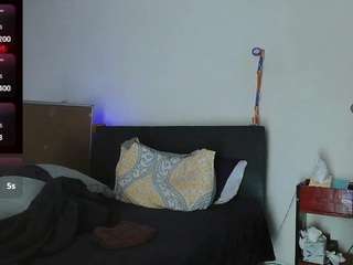 blondiewithanass