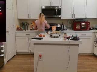 blondiewithanass