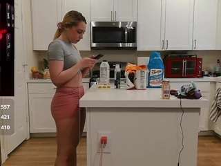 blondiewithanass