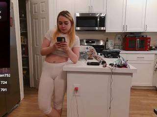 blondiewithanass