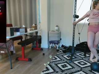 blondiewithanass