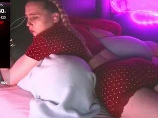 blondiewithanass