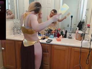 blondiewithanass live cam preview