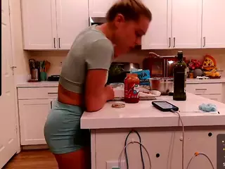 blondiewithanass's Live Sex Cam Show