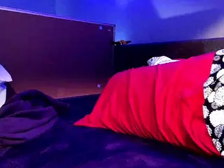 blondiewithanass's Live Sex Cam Show