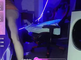 blondiewithanass's Live Sex Cam Show