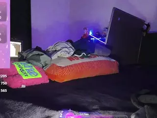 blondiewithanass's Live Sex Cam Show