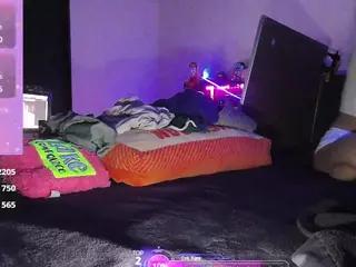 blondiewithanass's Live Sex Cam Show