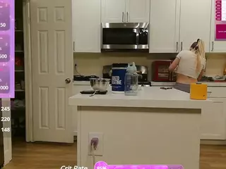 blondiewithanass's Live Sex Cam Show